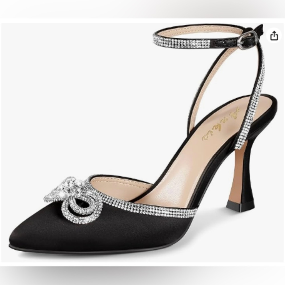 Black Rhinestone Bow Heel Closed Toe Pump, size 9